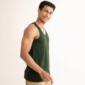 Men Solid Round Neck Cotton Vest